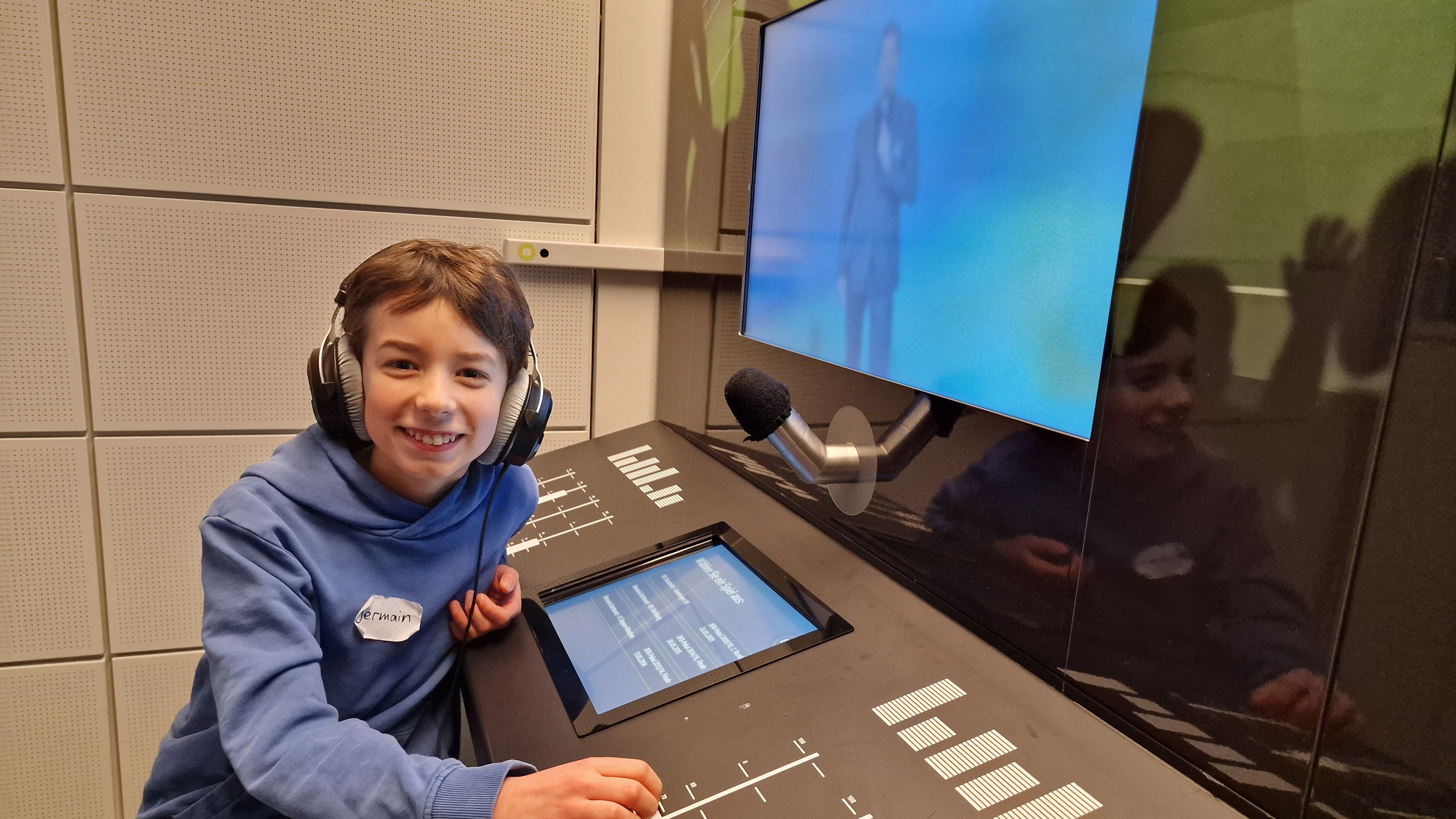 MausKlasse der Wilhelm-Rein-Schule auf Entdeckertour im Deutschen Fußballmuseum in Dortmund