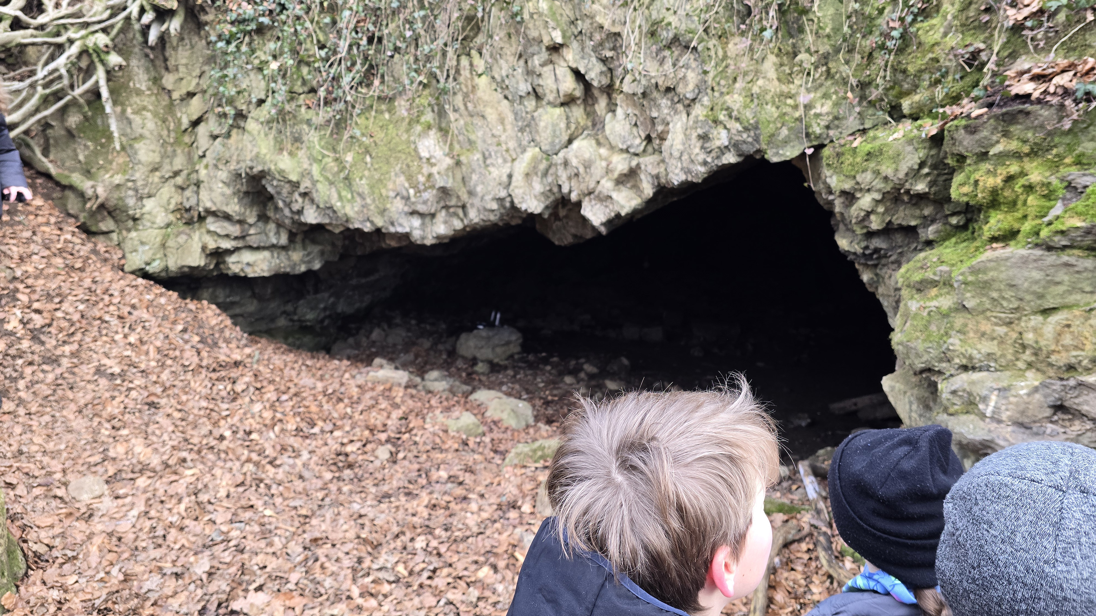 MausKlasse Lindlar bei der Reportage aus der Zwergenhöhle