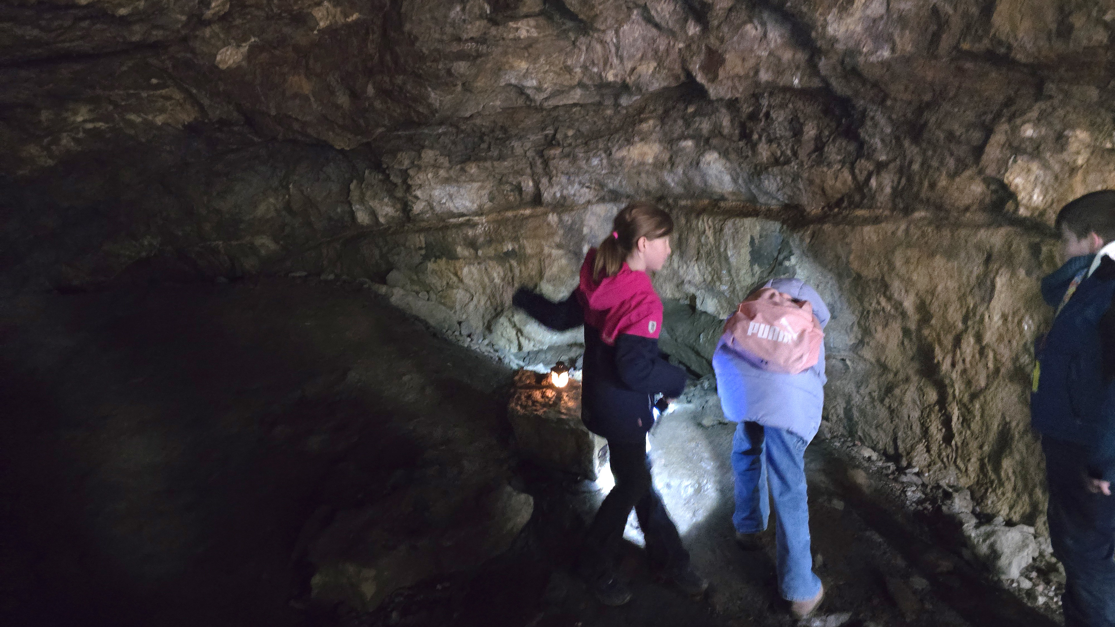 MausKlasse Lindlar bei der Reportage aus der Zwergenhöhle